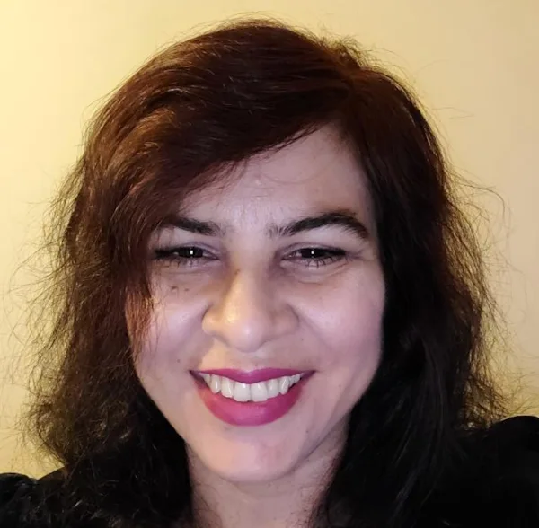 Dr. Cristina Surdu